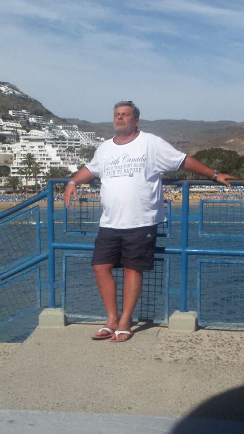 This is in Puerto Rico, waiting for the ferry to Puerto de Mog&aacute;n!